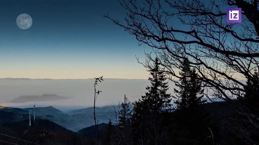 Россияне смогут увидеть самую маленькую Луну в мае
