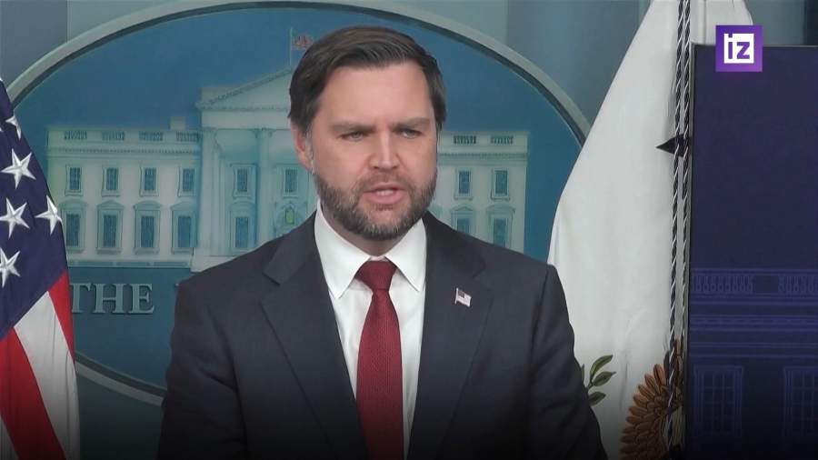 Вице-президент США начал готовиться к выборам главы государства 2028 года
