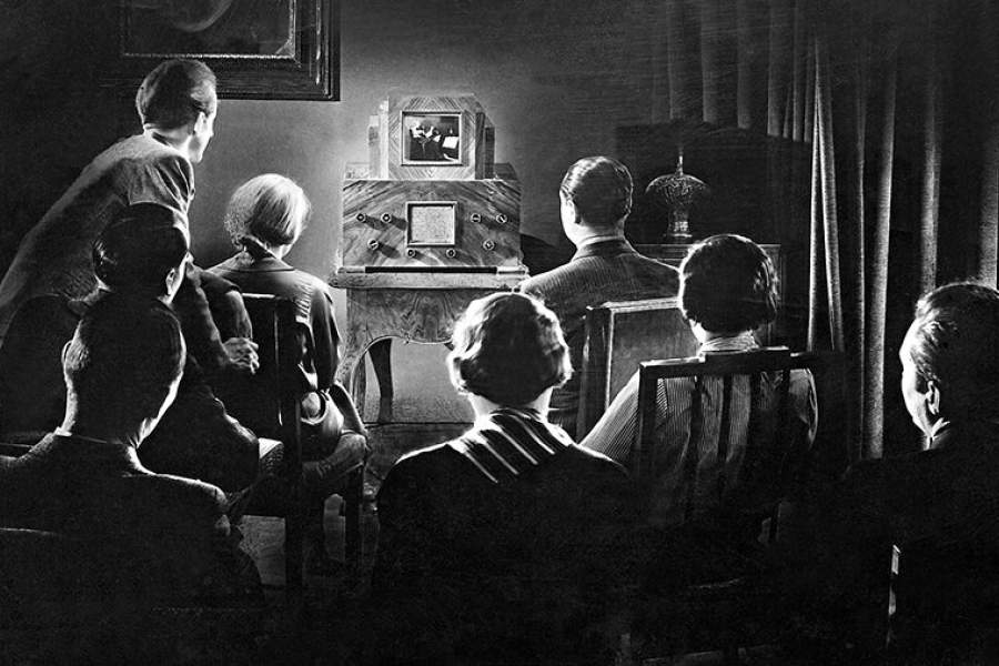 Телевидение 1930. Телевизор 1930. Телевизор 1930 года. Первое советское Телевидение 1930. Смотрим впервые. Телевидение 1930. Телевизор 1930. Телевизор 1930 года. Первое советское Телевидение 1930.