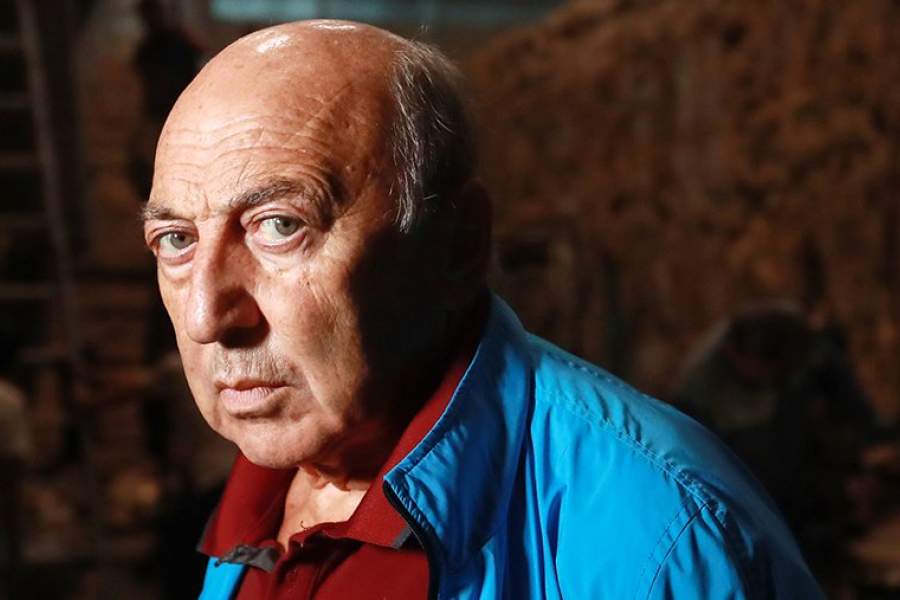 Франгулян скульптор работы в москве. Франгулян волгоград. Франгулян завен волгоград. Франгулян волгоград фото. Франгулян волгоград.