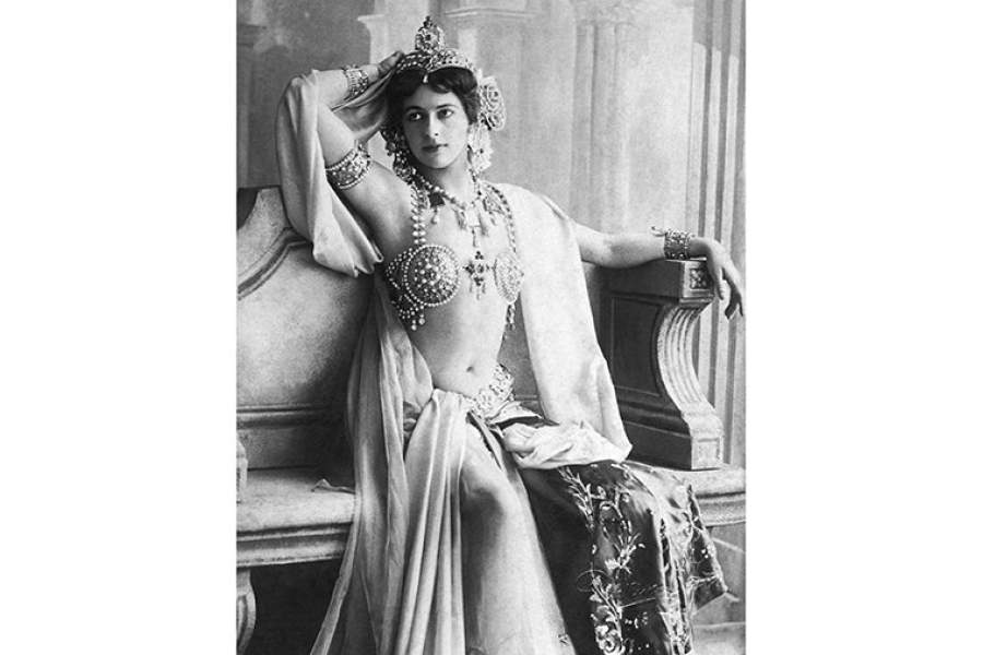 мата хари сериал 2017. мата хари театр иваново. спектакль мата хари с ингой оболдиной в главной роли. спектакль с еленой захаровой мата хари. анастасия терехова театр луны.