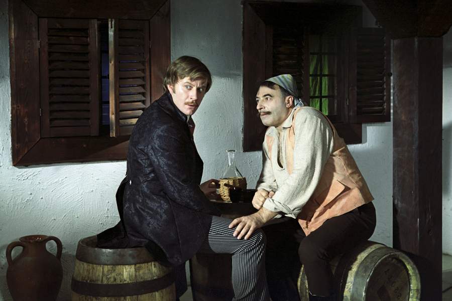 Владимир Этуш