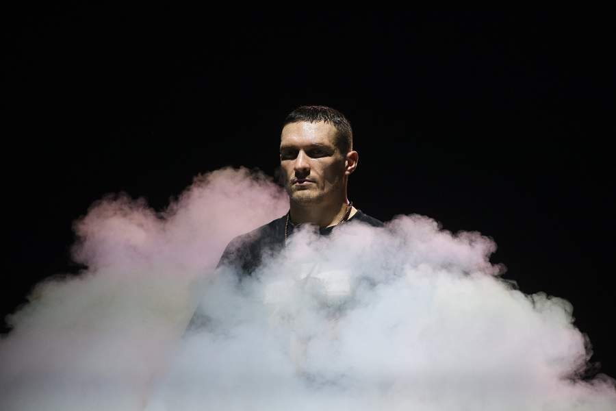 Выход Александра Усика