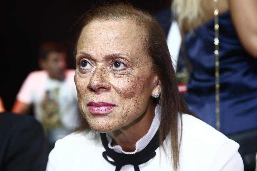 Вдова американского боксера Мохаммеда Али Лонни Уильямс