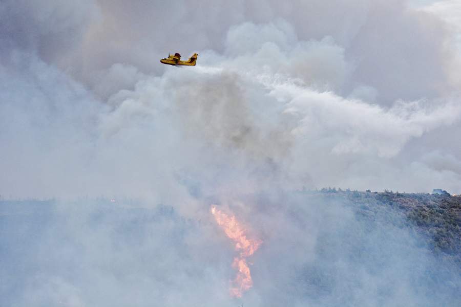 Пожары в Греции, тушение самолетами