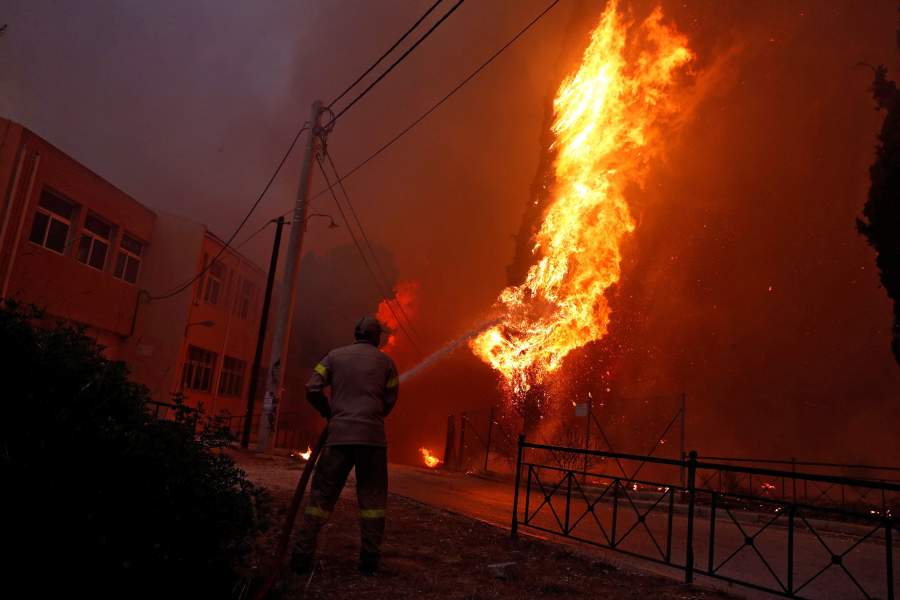 Пожары в Греции