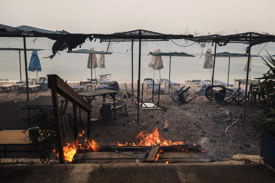 Пожары в Греции