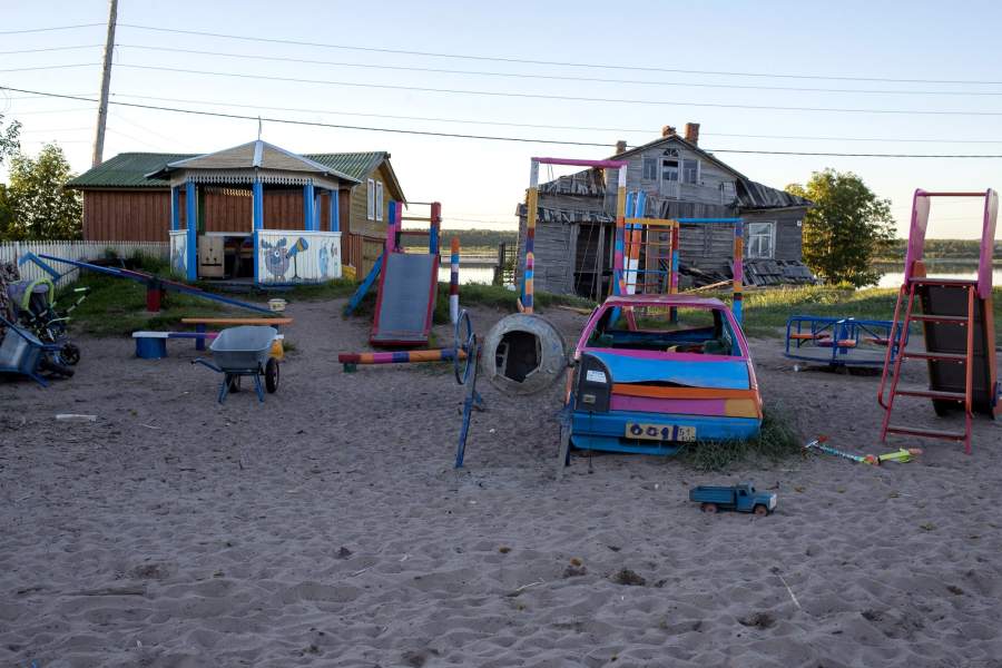 Детская площадка — огромная песочница