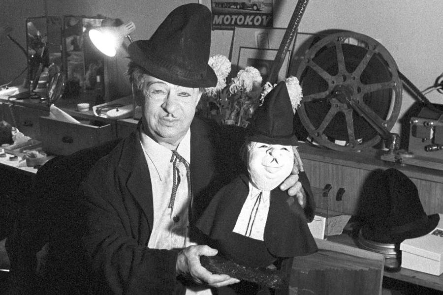 Артист Московского цирка Михаил Николаевич Румянцев (Карандаш)