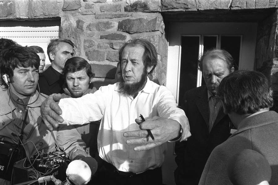 Александр Исаевич Солженицын - российский писатель, лауреат Нобелевской премии