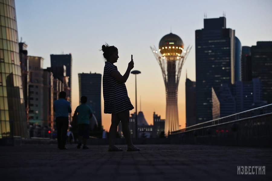 На улицах летней Астаны, где проходил международный форум Astana Finance Days