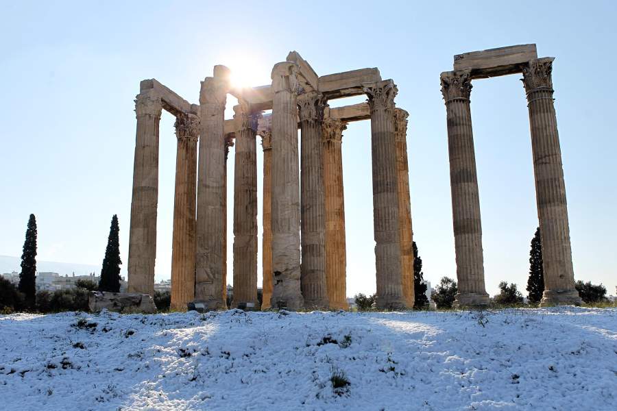 храм под снегом