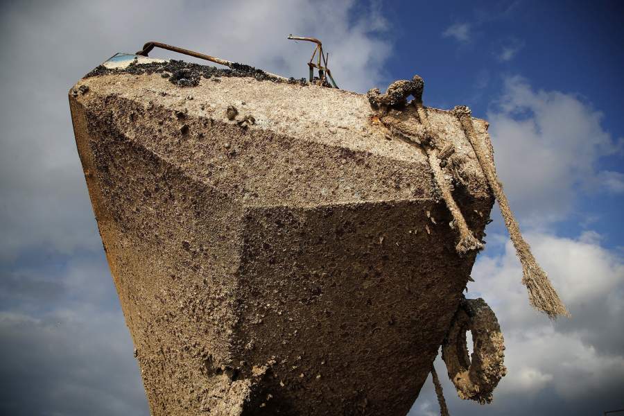 Затонувшие корабли в Греции