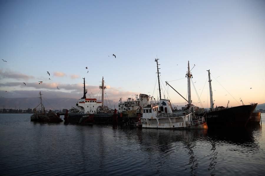 Затонувшие корабли в Греции