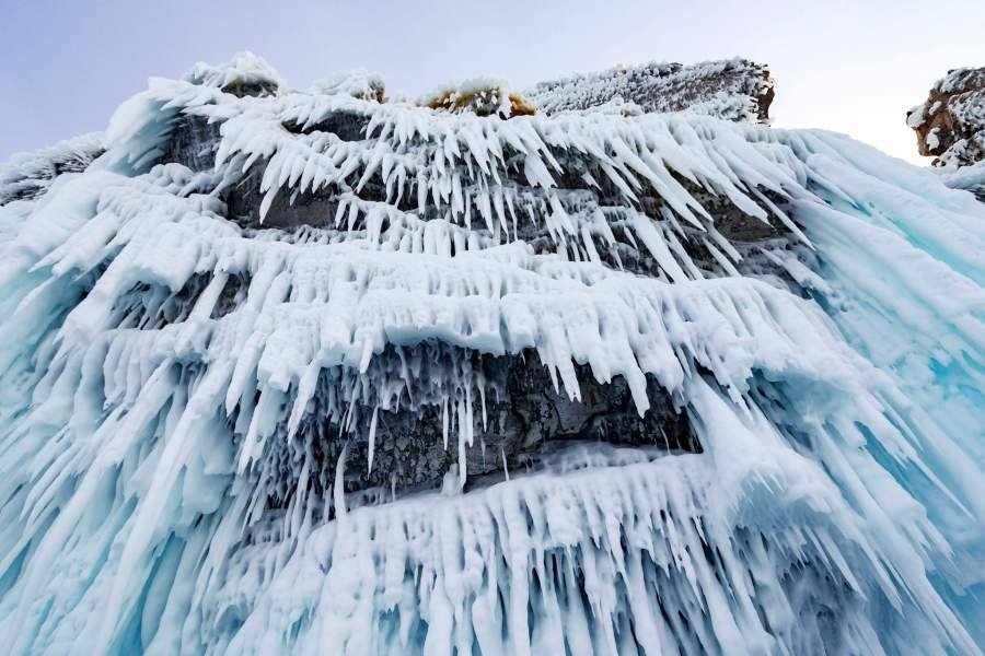 Замерзший Байкал