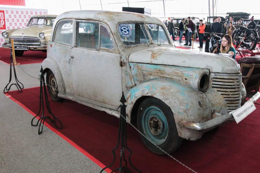  выставка старинных автомобилей Олдтаймер