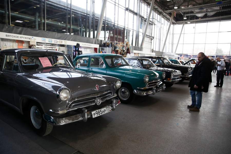  выставка старинных автомобилей Олдтаймер