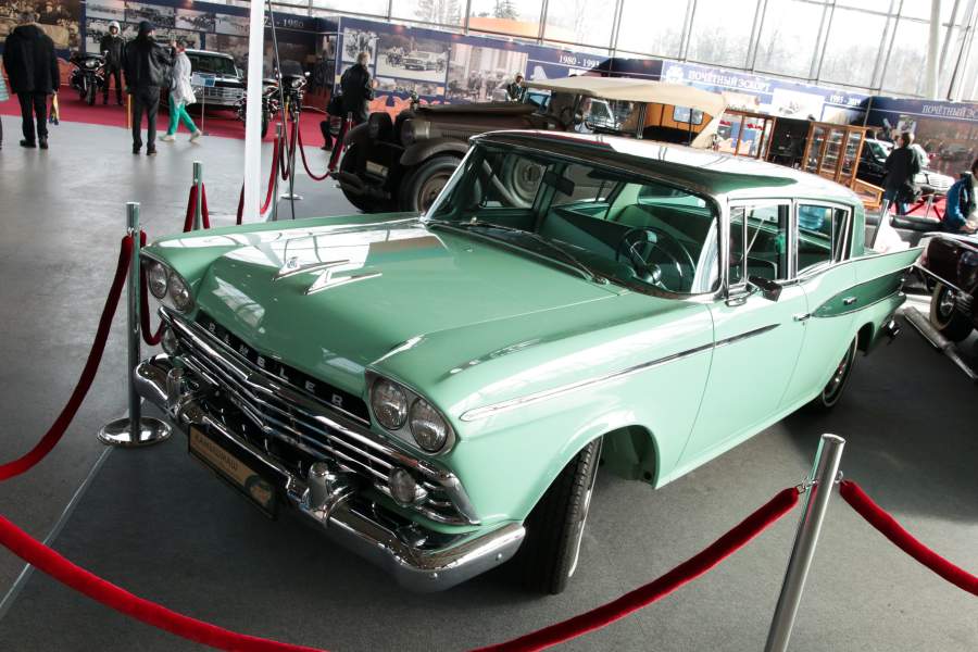  выставка старинных автомобилей Олдтаймер