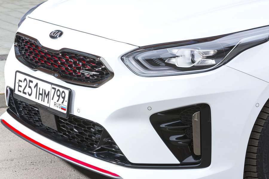 Kia Proceed