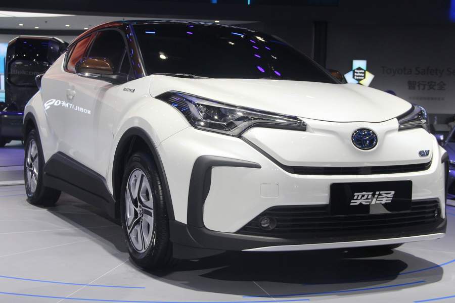 Toyota CH-R EV Izoa EV