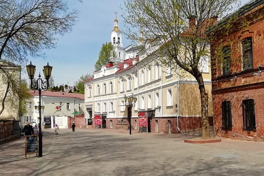 По пути к Ратушной площади 