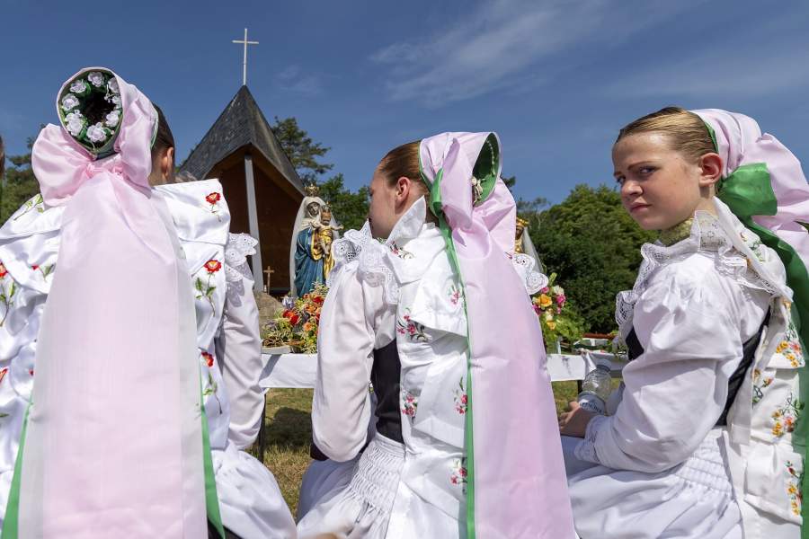Лужицкие сербы во время крестного хода на Пятидесятницу