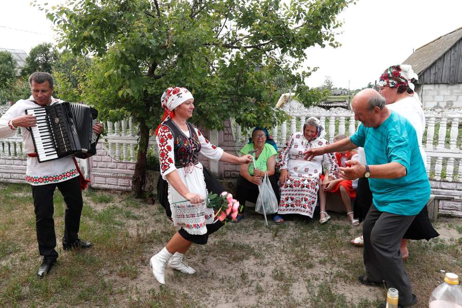 Обряд "Вождение Кусты"