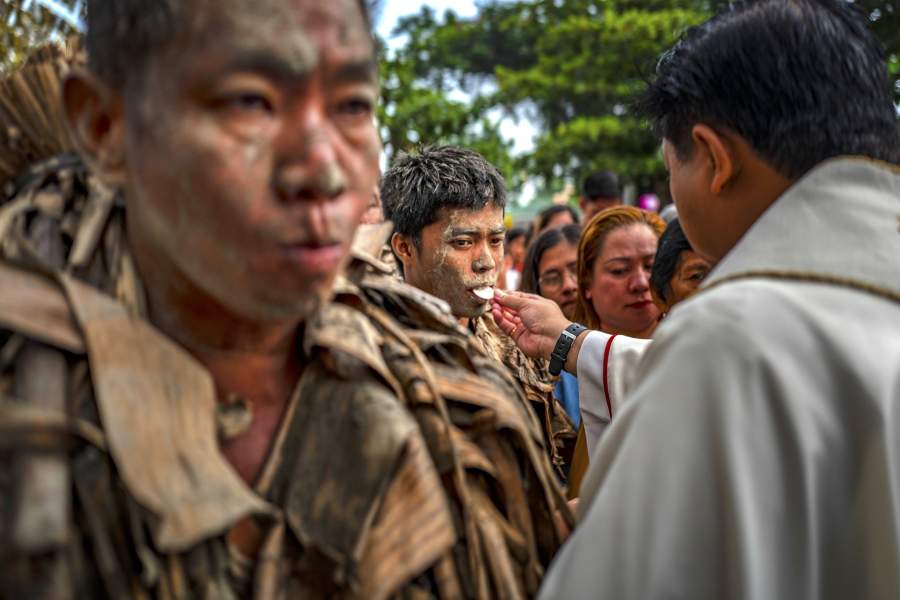 Праздник грязи в Филиппинах
