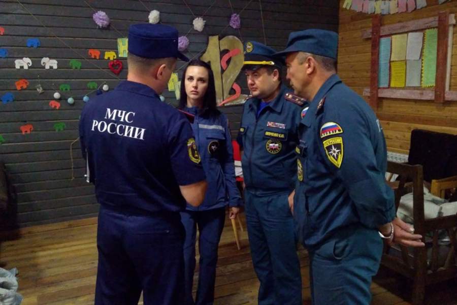 Последствия пожара в палаточном городке