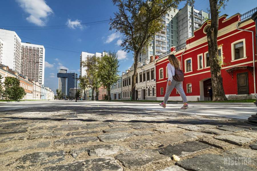Школьная улица в Москве