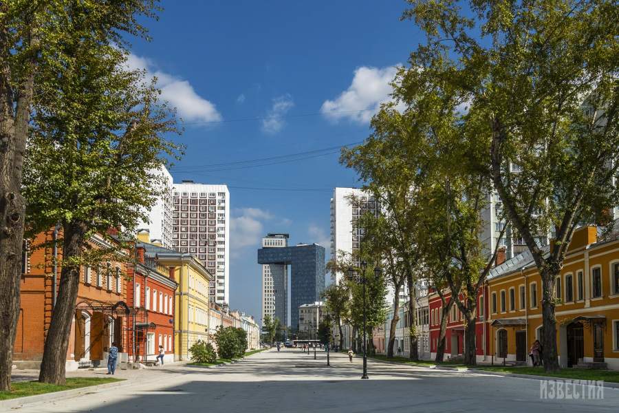 Школьная улица в Москве