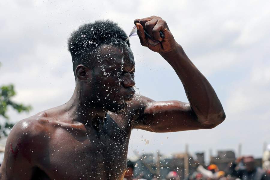 Традиционное боевое искусство дамбе в Нигерии