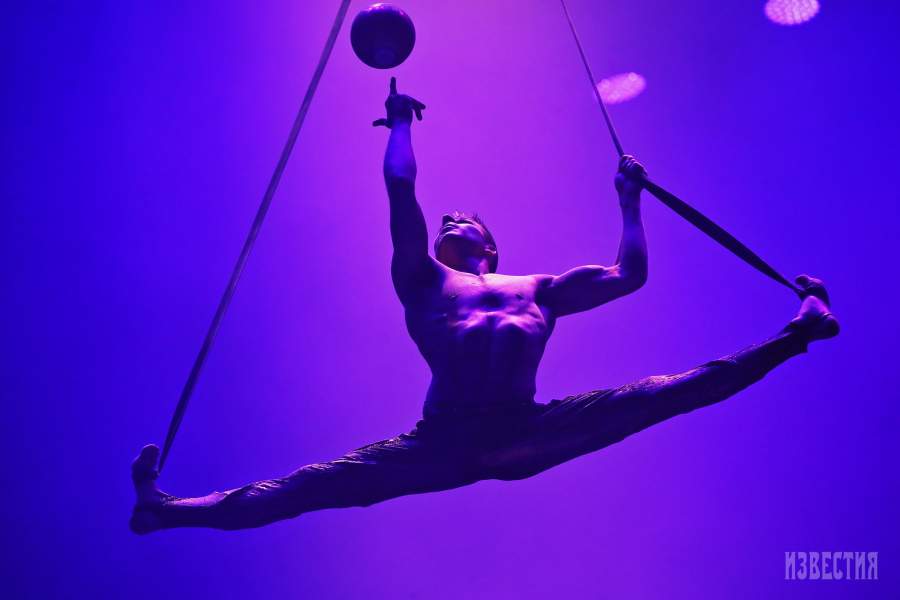 Спектакль «Эпицентр мира» в Большом Московском цирке