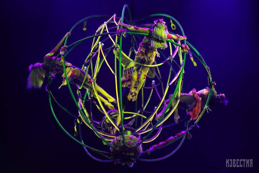 Спектакль «Эпицентр мира» в Большом Московском цирке