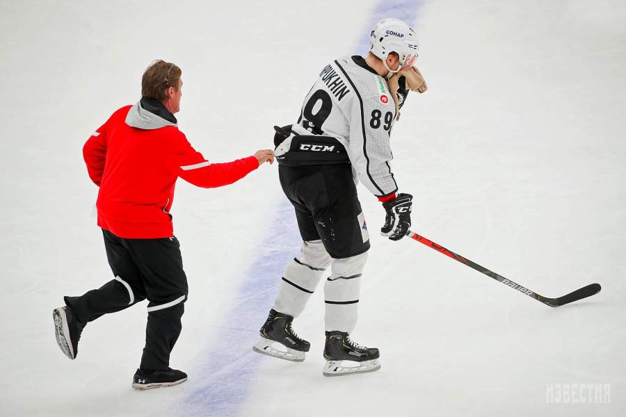 Илья Карпухин - игрок хоккейной команды «Трактор»