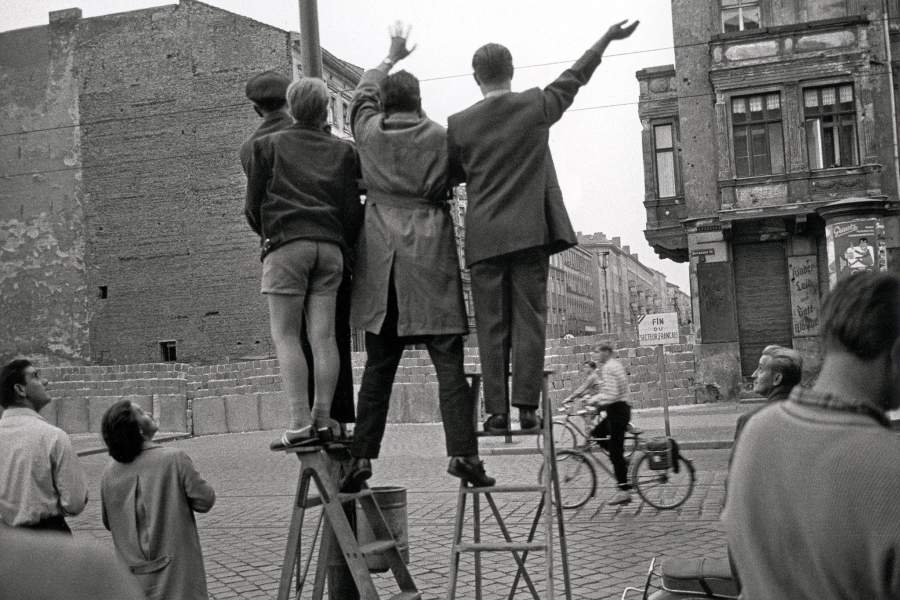 Stolz und demut berlin