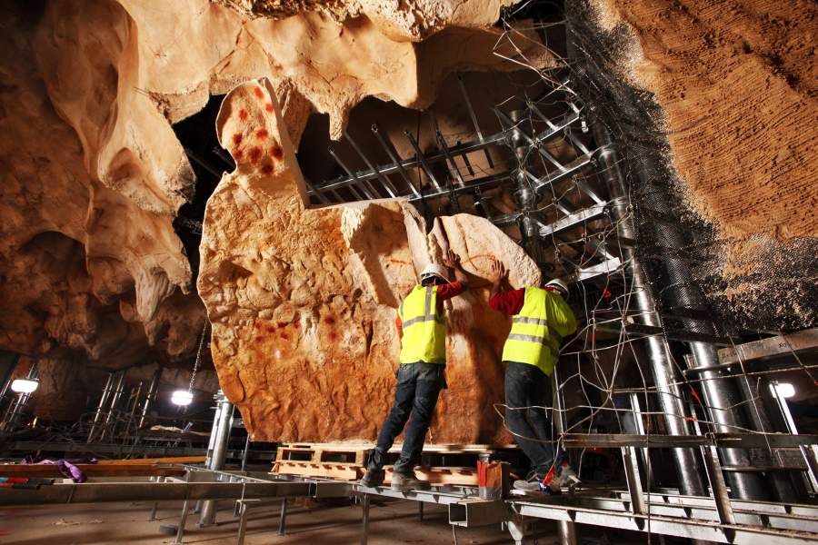 Пещерная галерея Шове во Франции