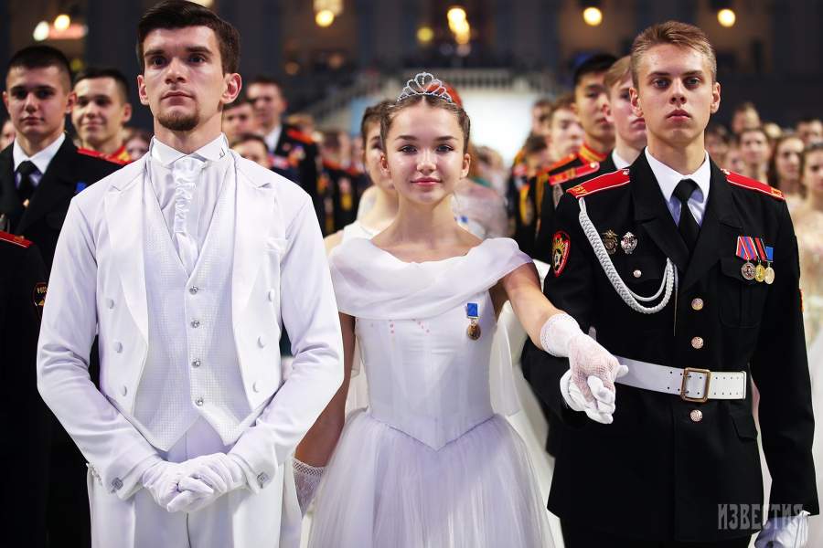 Международный благотворительный кадетский бал