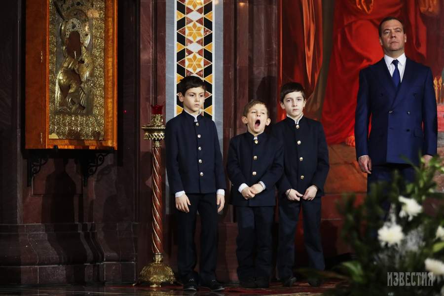 Рождественское богослужение в храме Христа Спасителя