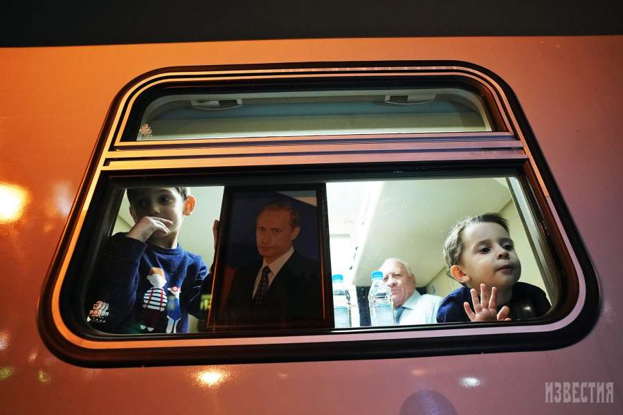 Отправление поезда Москва-Симферополь с Казанского вокзала