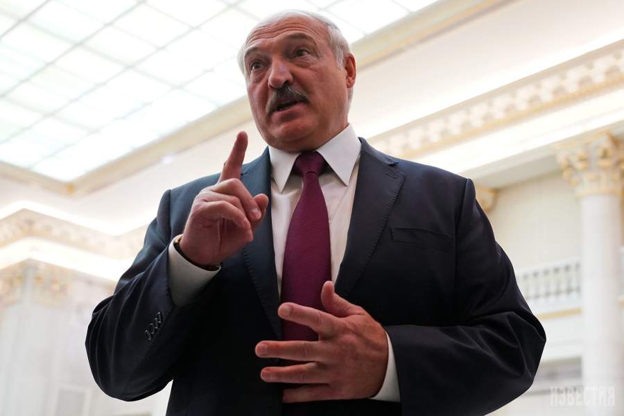 Президент Белоруссии Александр Лукашенко во время неформальной встречи лидеров государств Содружества Независимых Государств (СНГ) в Президентской библиотеке им. Б.Н. Ельцина в Санкт-Петербурге