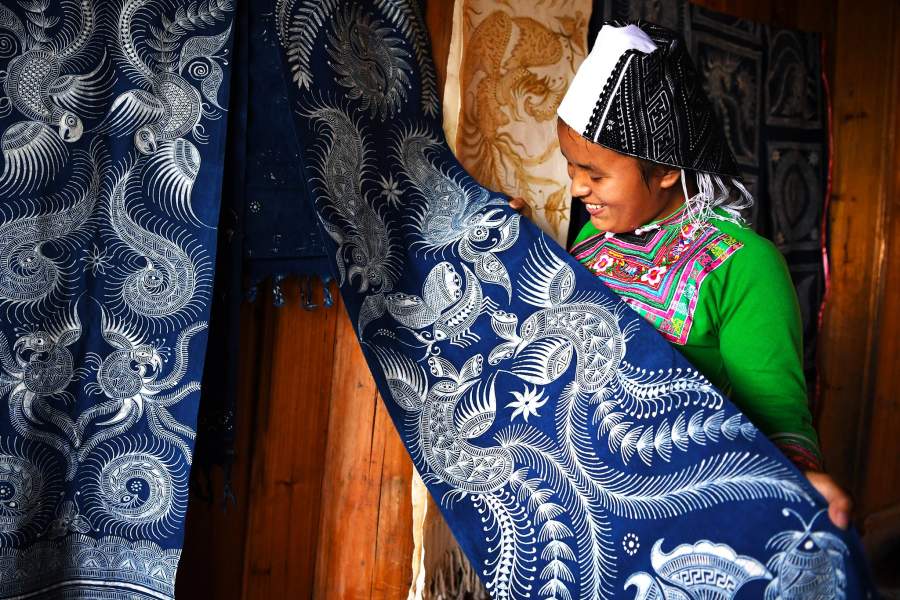 Китайский батик. Искусство росписи по ткани