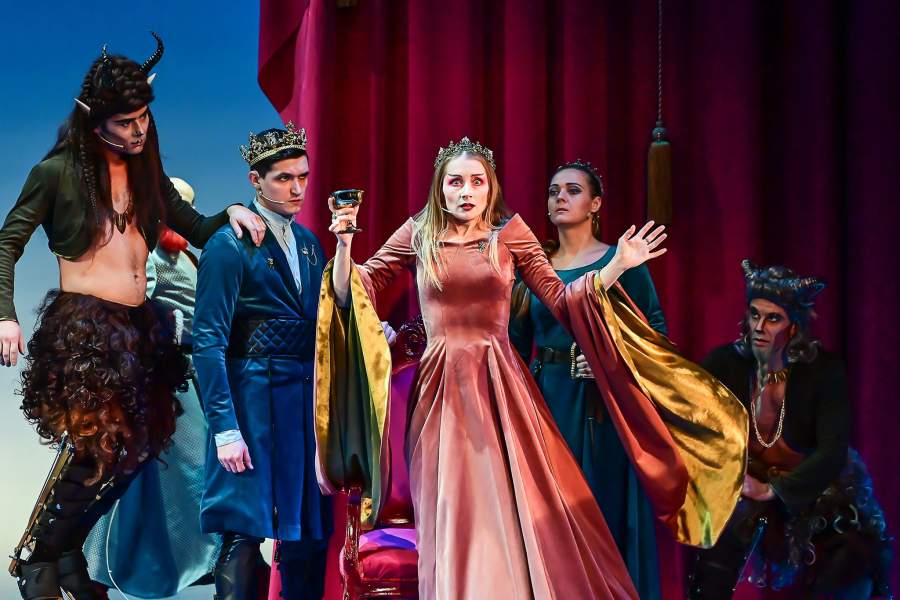 Спектакль «Хроники Нарнии. Конь и его мальчик»