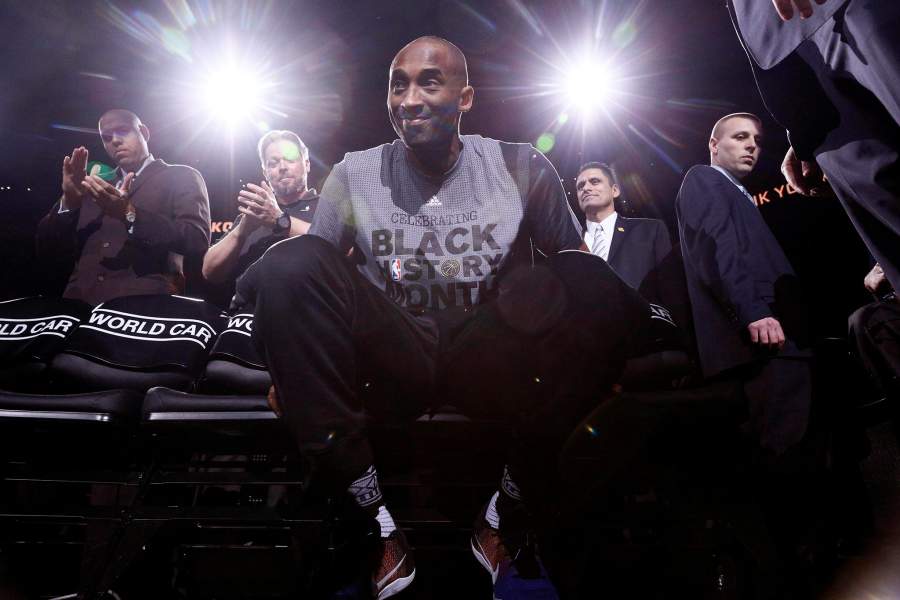 Брайант засветился не только в спорте, но и в шоу-бизнесе. В конце 1990-х он участвовал в рэп-группе CHEIZAW, а в 2000м записал сольный альбом «Visions» и поучаствовал в совместной песне с Destiny's Child