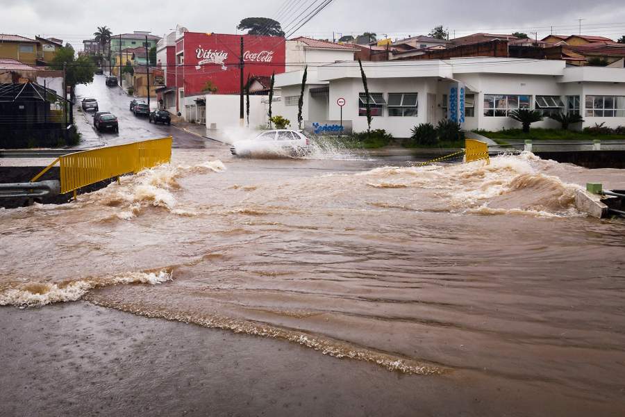 Шторм в Бразилии