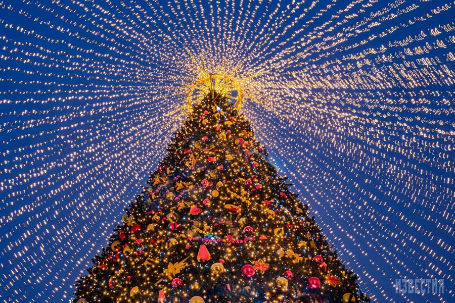 Праздничное украшение в Москве