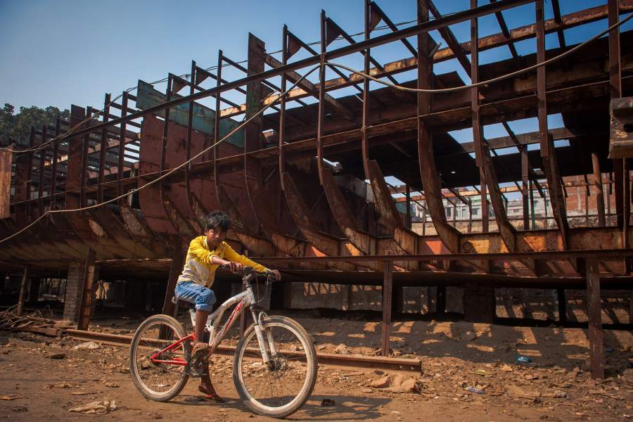 Корабли в Дакке