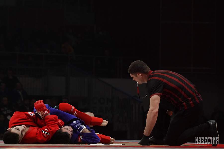 Первый чемпионат Лиги боевого самбо в Сочи