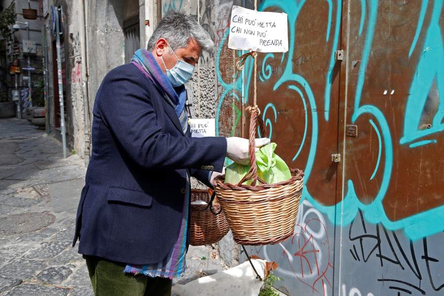 Корзинки с едой в Неаполе