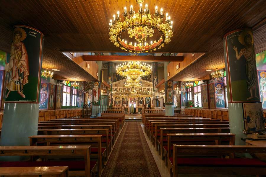 Службы в церкви во время коронавируса